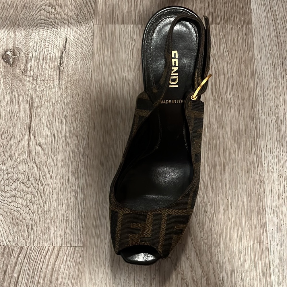 Febdi heels - Picture 2 of 5